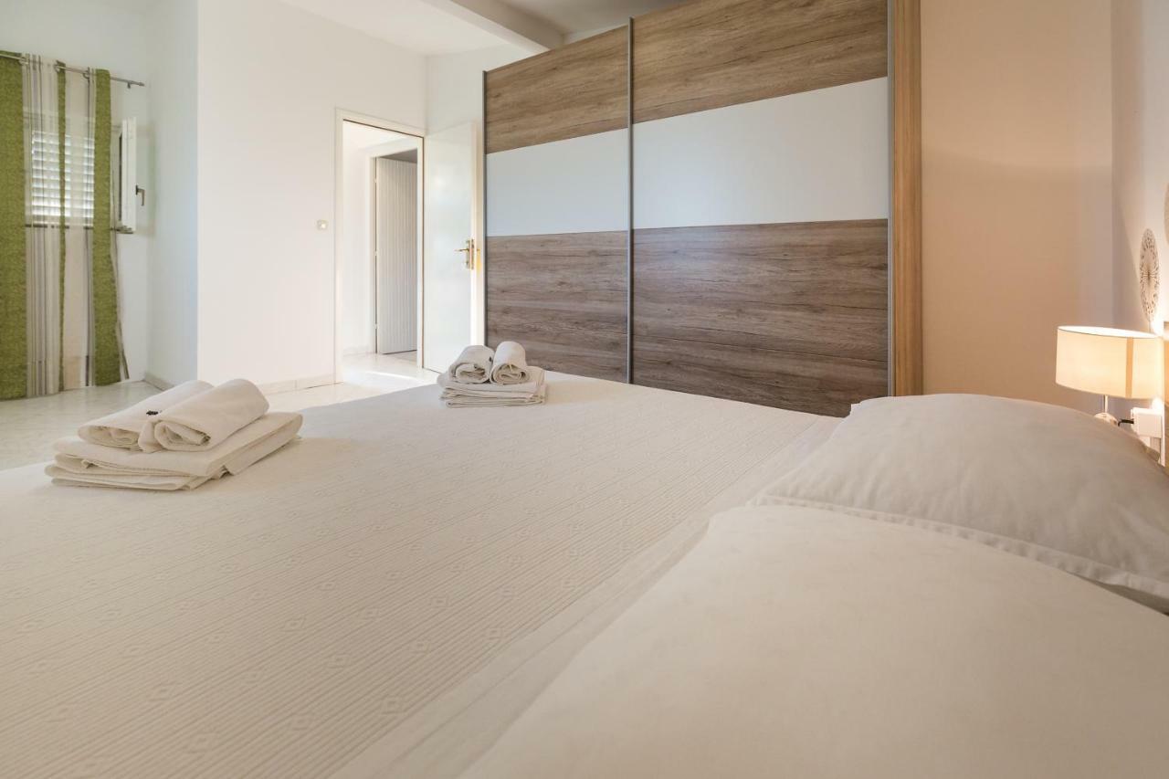 Cozy Apartment Josipa Привлака Екстериор снимка