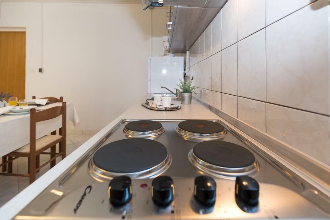 Cozy Apartment Josipa Привлака Екстериор снимка